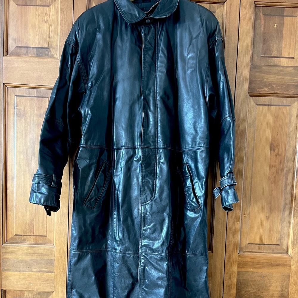 Vintage Adventurebound Men's Black Leather Coat